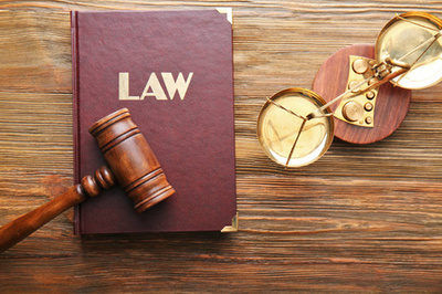 法律公正與化妝品批發 不同領域中的尺度和權衡